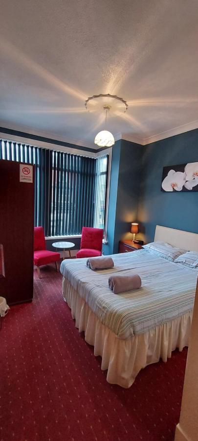 블랙풀 The Rhyl B&B 외부 사진