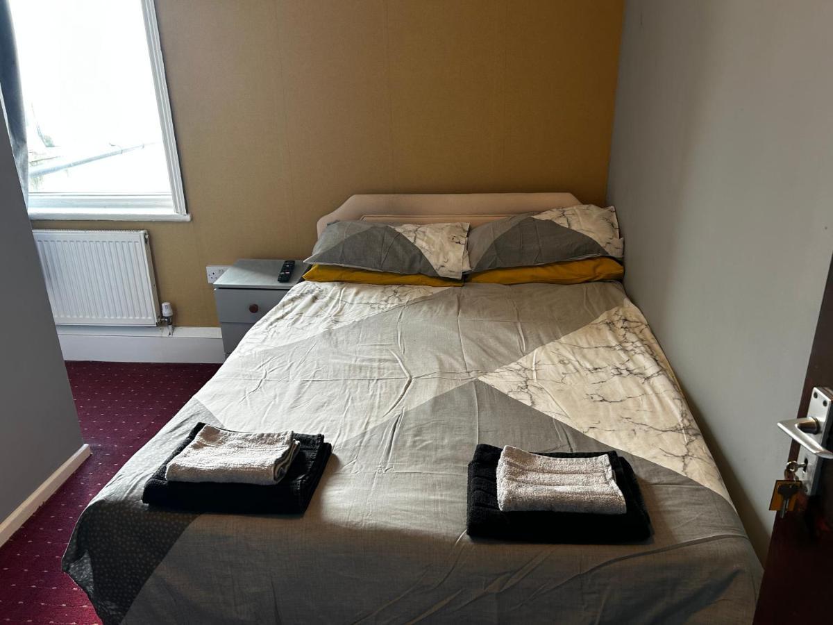 블랙풀 The Rhyl B&B 외부 사진