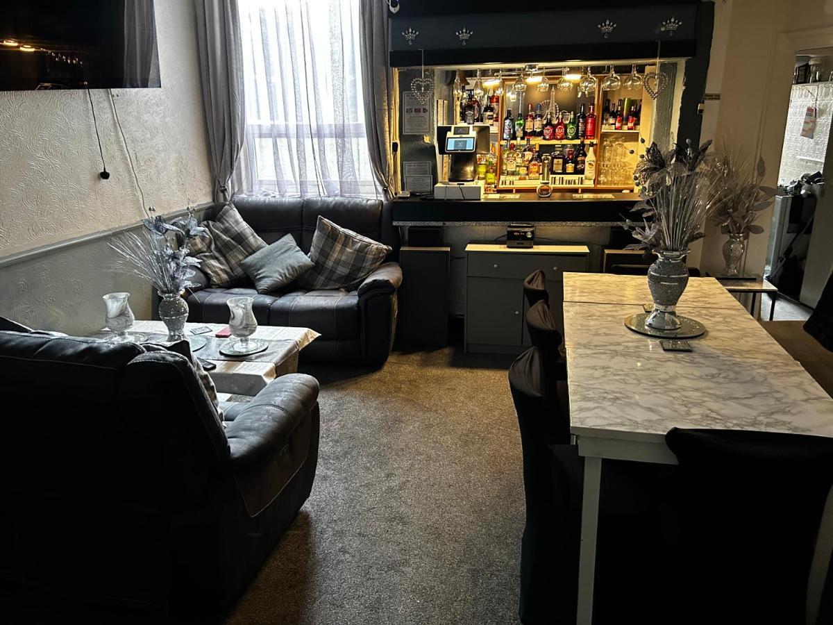 블랙풀 The Rhyl B&B 외부 사진
