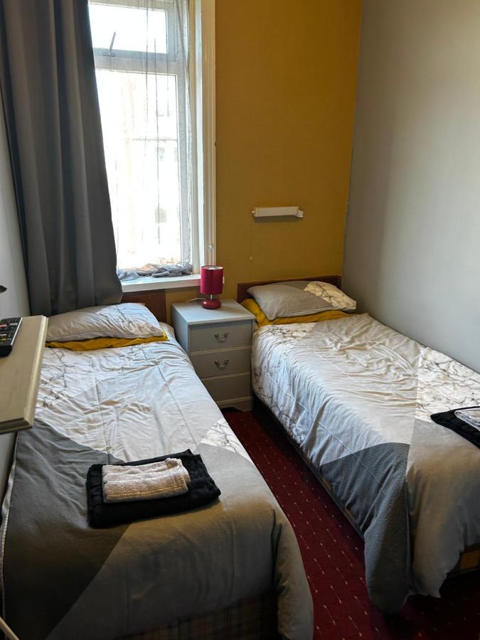 블랙풀 The Rhyl B&B 외부 사진